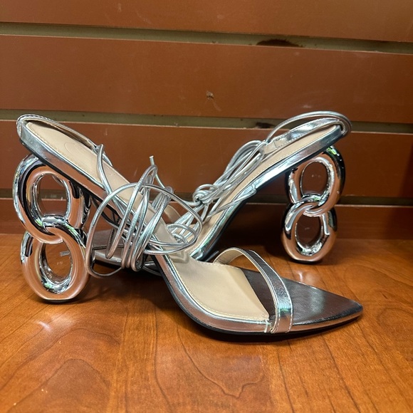 Silver Modern Heels with Sleek Design - Picture 7 of 9